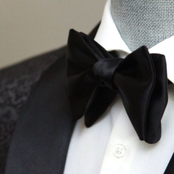 Men's bow‎ tie 100%Silk Charmeuse Black Self tied Bow tie Small AD2023 - Picture 2 of 15